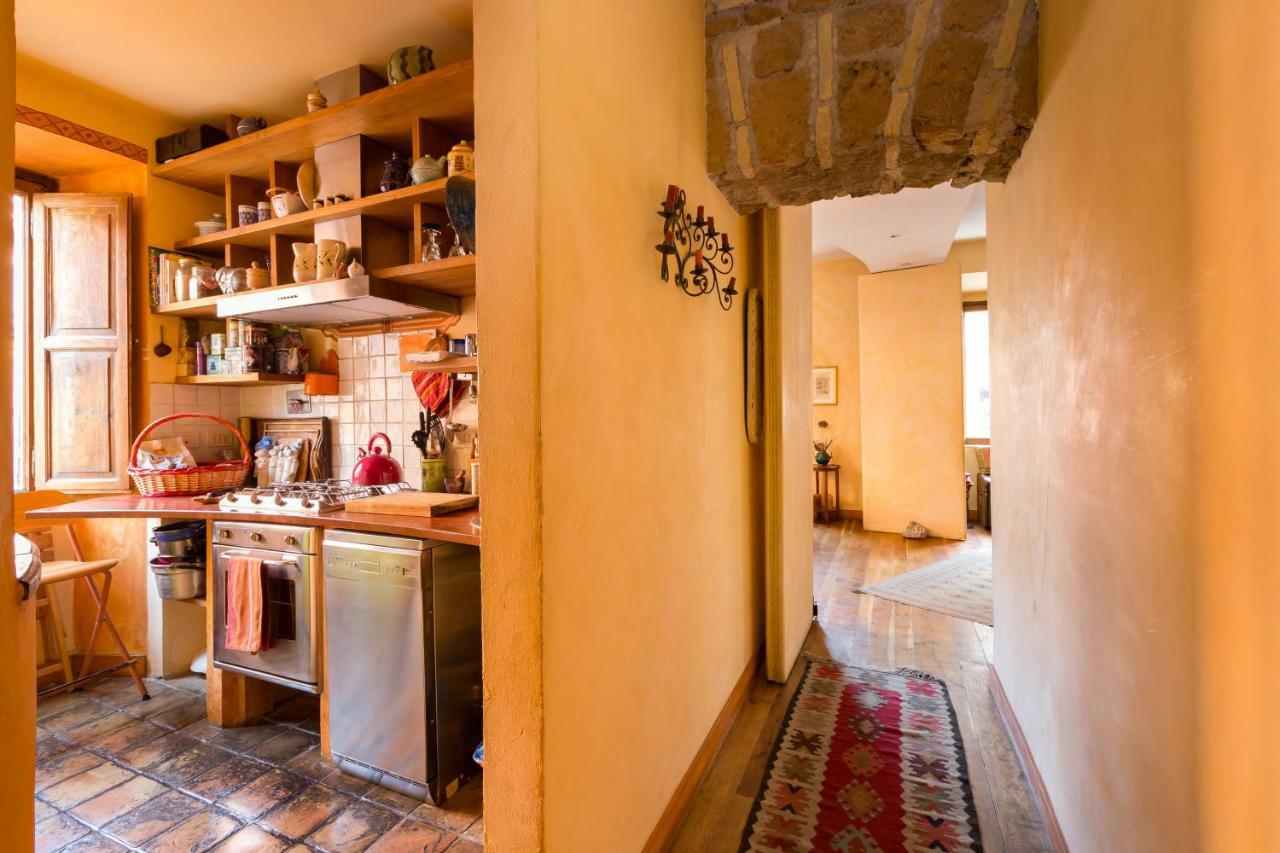 Charming Colosseum Apartment 로마 외부 사진